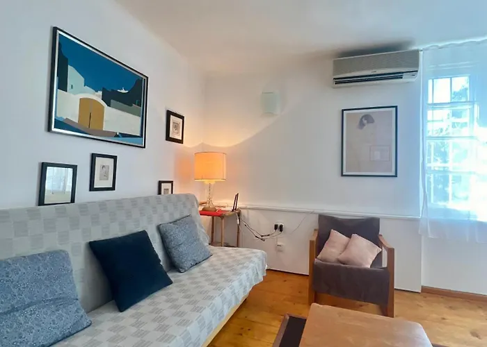 Nugal Макарська